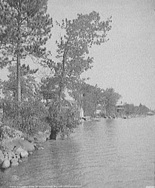 176Alon_the_Shore_of_Wolfeboro_Bay_1906