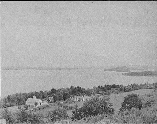 176Looking_toward_Wolfeboro_from_Kimball_s_Castle_1906