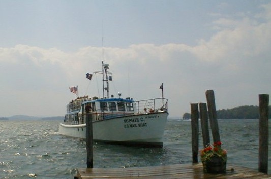 62mail_boat_arrives_at_sandy