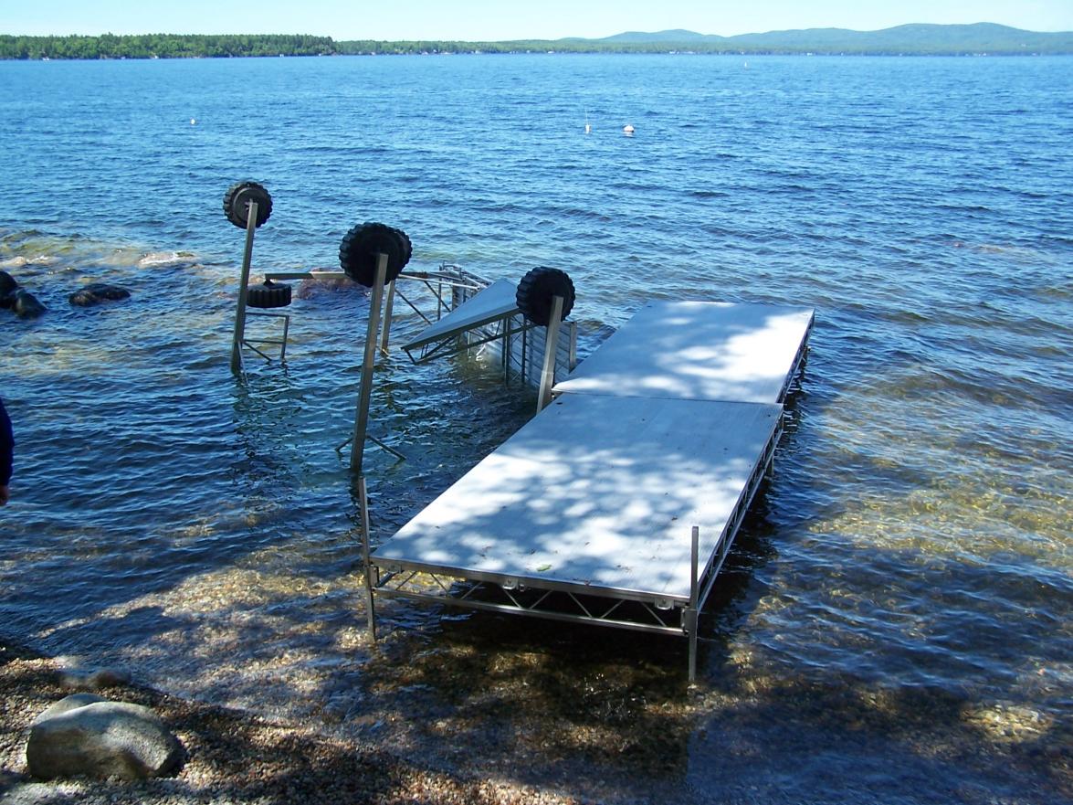 Name:  Dock Storm Damage 060109 044.jpg
Views: 649
Size:  212.2 KB
