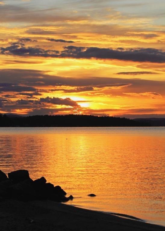 Name:  sunset_winnipesaukee_6-5-12_2.jpg
Views: 832
Size:  53.5 KB