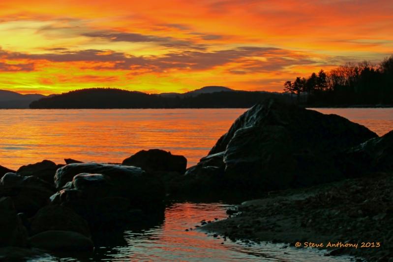 Name:  PreDawn Winnipesaukee 11-21-13 sig (2).jpg
Views: 808
Size:  47.5 KB