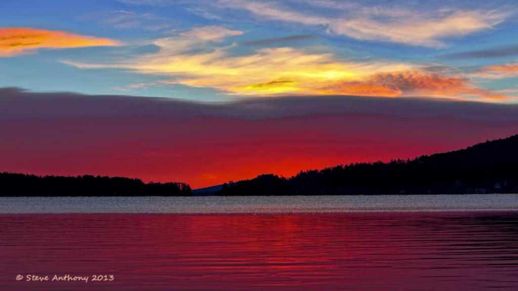 Name:  Layered Dawn Winnipesaukee 11-14-13 - sig.jpg
Views: 598
Size:  49.7 KB