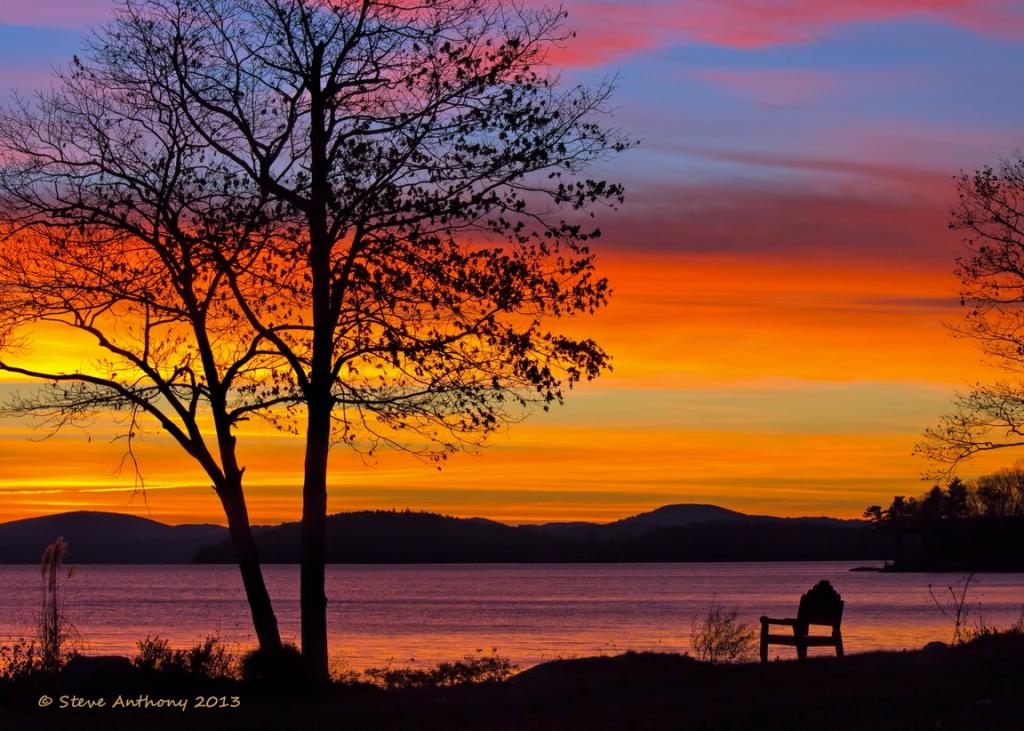 Name:  Winnipesaukee Dawn 11-15-13 sig.jpg
Views: 679
Size:  127.0 KB