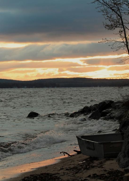 Name:  sunrise_lake_winnipesaukee_4-28-12_2-qpr.jpg
Views: 1368
Size:  53.0 KB